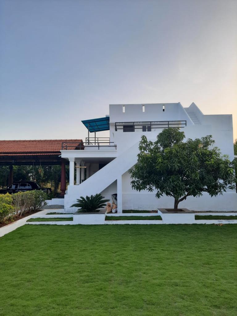 The view of farm from side